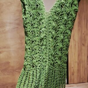 Ażurowa sukienka szydełkowa Handmade – zieleń butelkowa